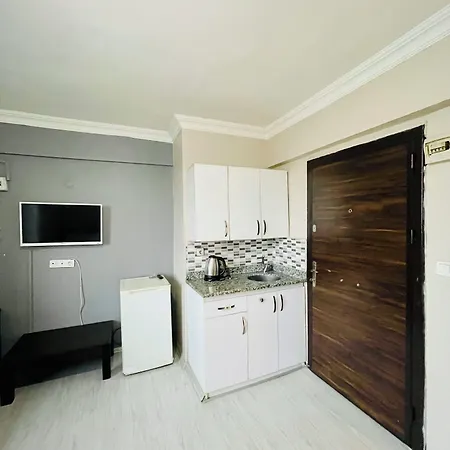 71 Aparthotel