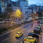 아파트호텔 71 4*