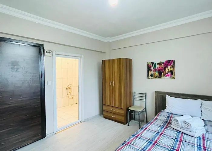 71 Aparthotel 4*